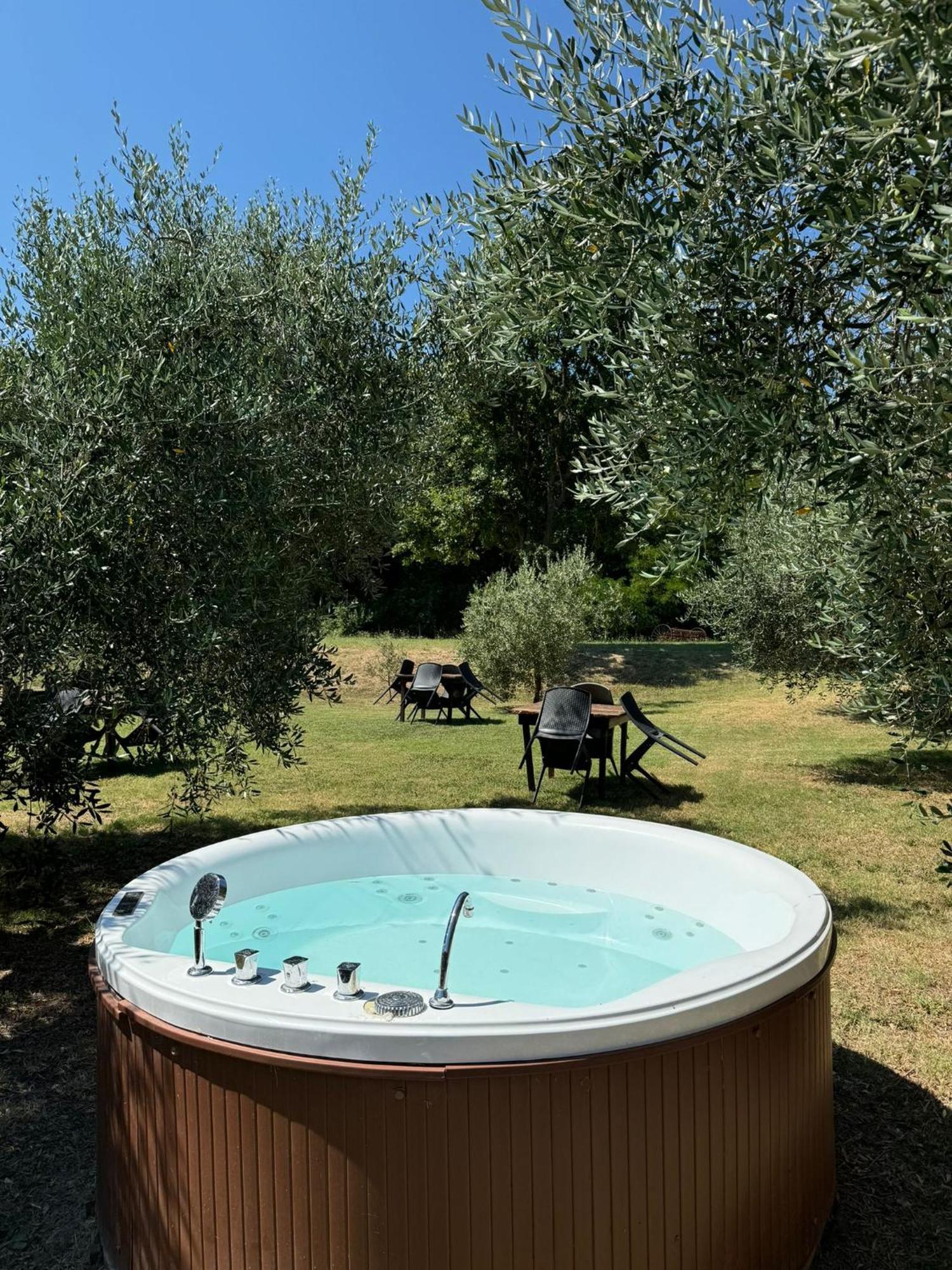 Agriturismo Diffuso Monte Oliveto Maggiore Chiusure Kültér fotó